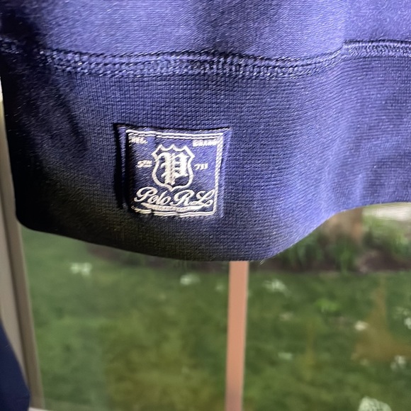 Polo Ralph Lauren Men’s Performance Giant “P” Sweatshirt in Navy - Picture 2 of 4